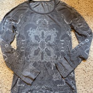 Athleta Long Sleeve M workout top